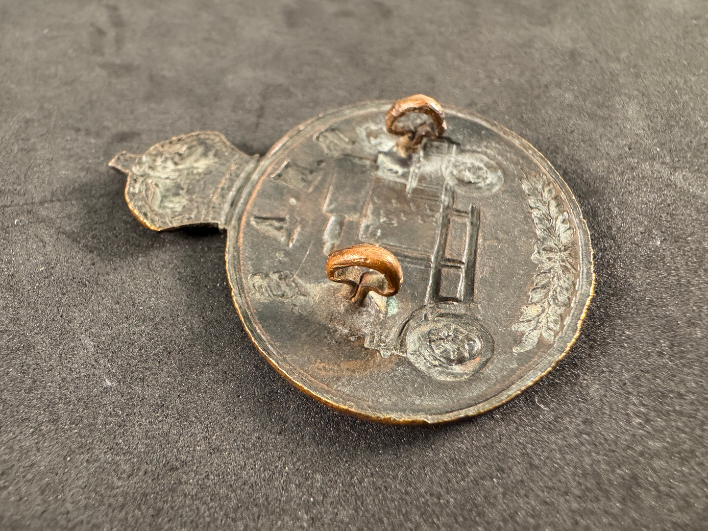 Image of product: ww1 british rnas armoured car section collar badge