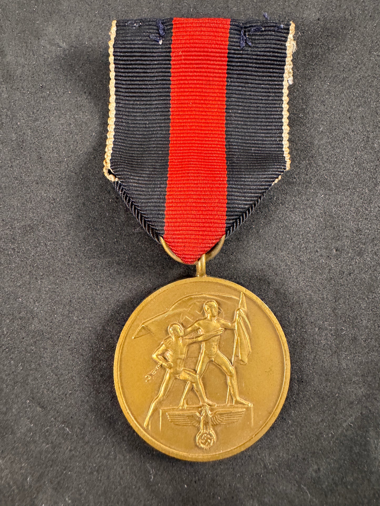 Image of product: ww2 german sudetenland occupation medal