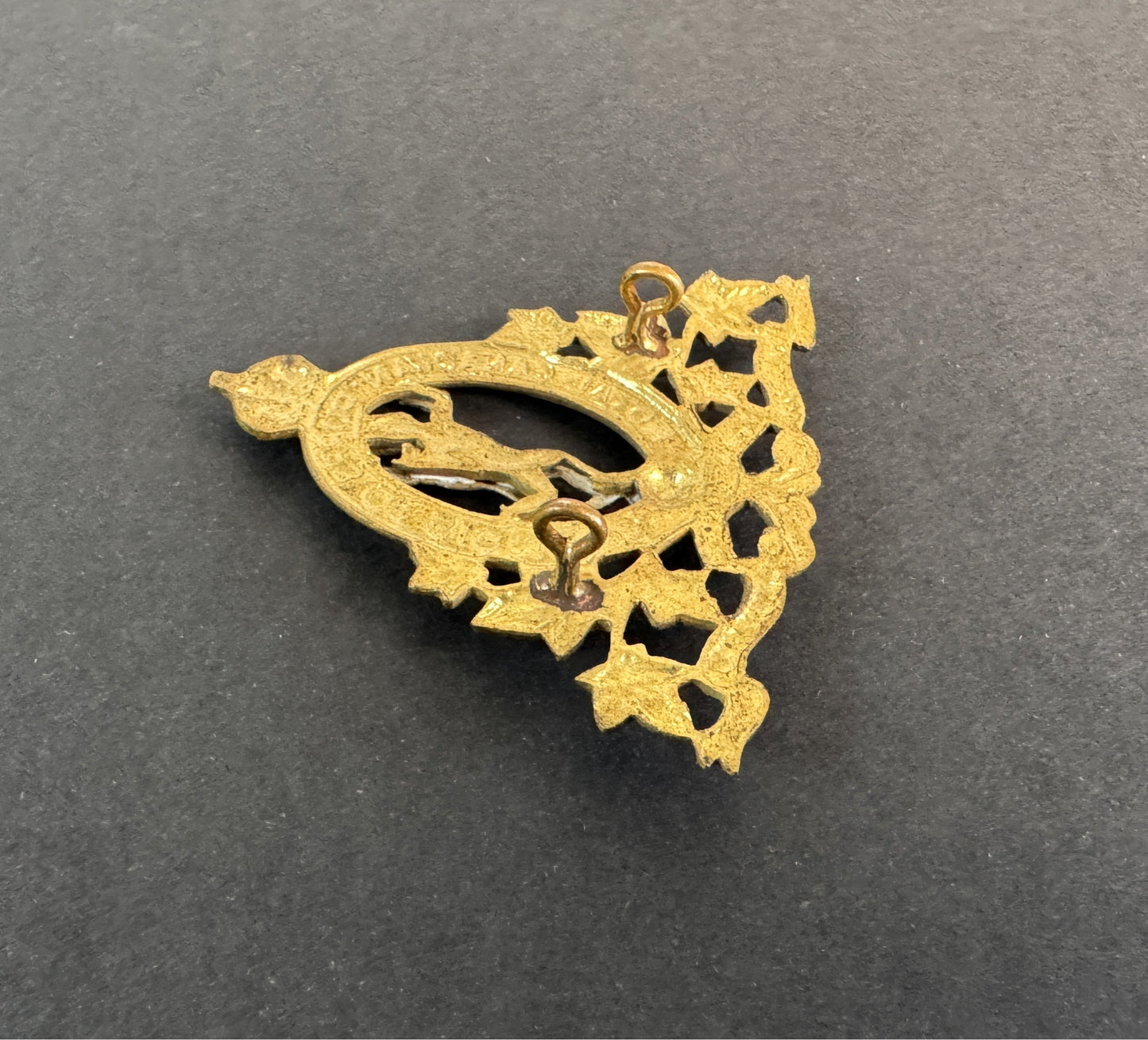 Image of product: ww2 royal canadian corps of signals cap badge