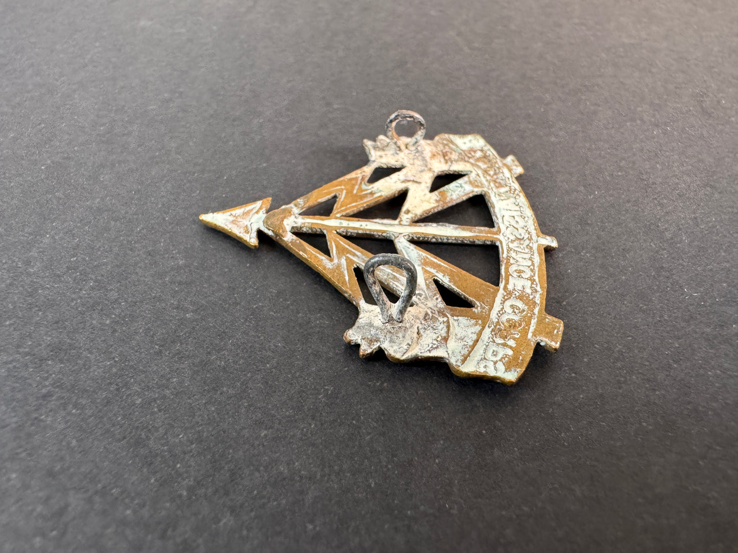 Image of product: ww2 british army reconnaissance recon corps cap badge 1