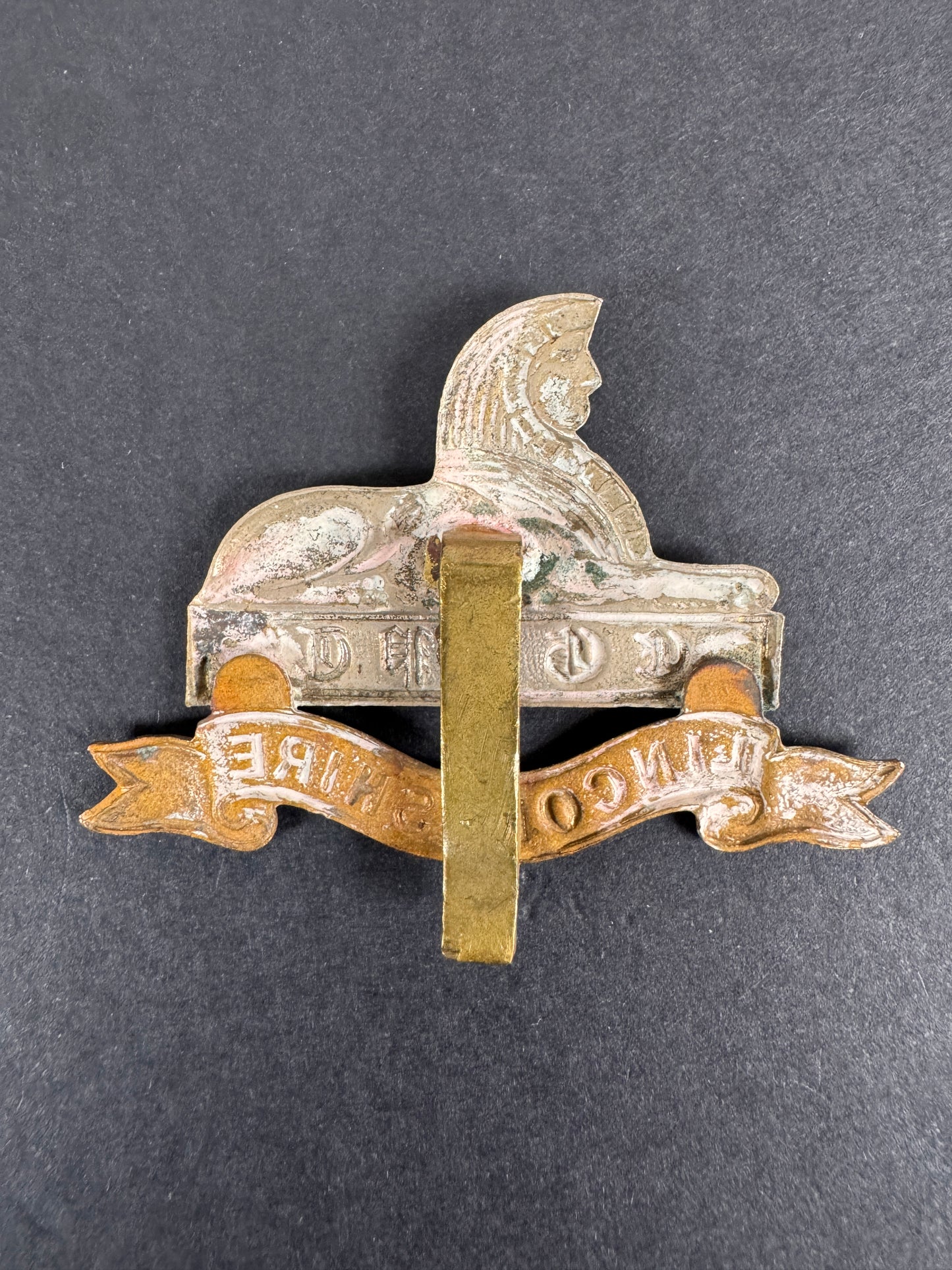 Image of product: ww2 british army lincolnshire regiment cap badge