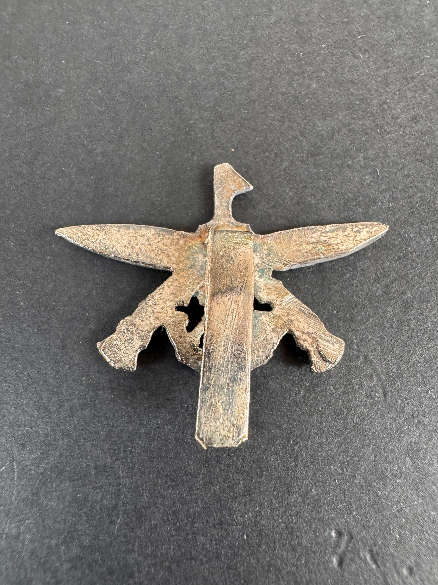 India Army 1st Gorkha (Gurkha) Rifle Regiment Cap Badge - Post Colonial