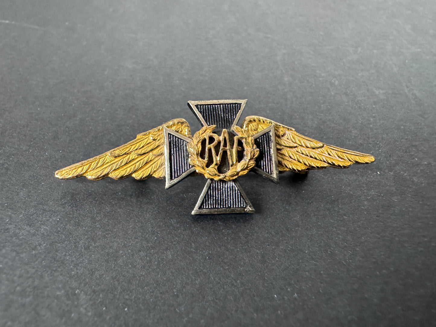 WW2 British Royal Air Force (RAF) Chaplain's Wing Pin Badge