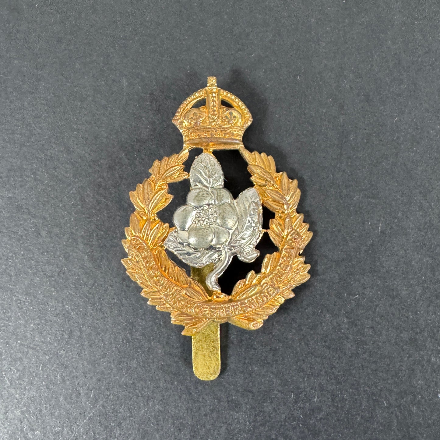British Army Queen’s Own Worcestershire Yeomanry Hussars Cap Badge