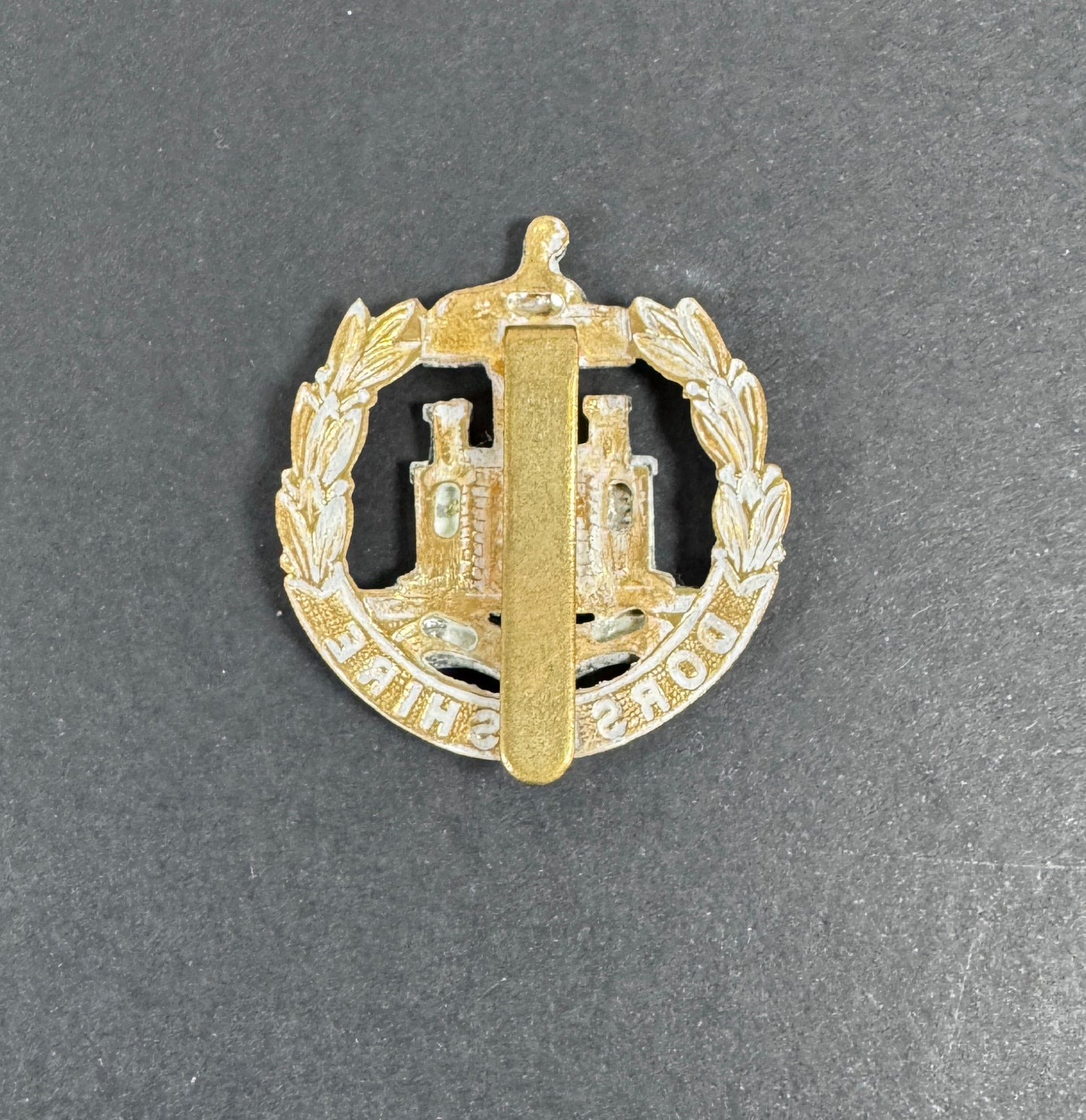 WW2 British Army Dorsetshire Regiment Cap Badge
