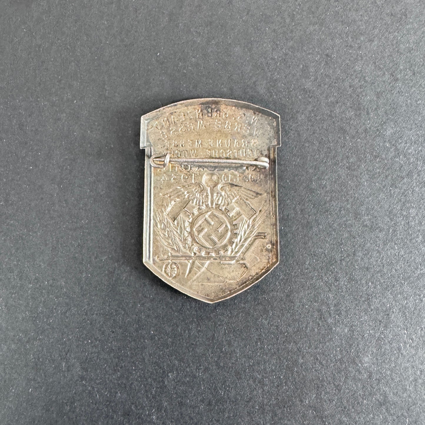 Third Reich 2nd N.S. Werbe Messe Karlsruhe 1934 Tinnie Badge
