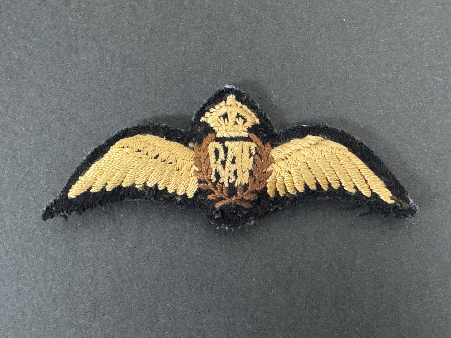 WW2 British RAF Royal Air Force Pilot Wings Badge