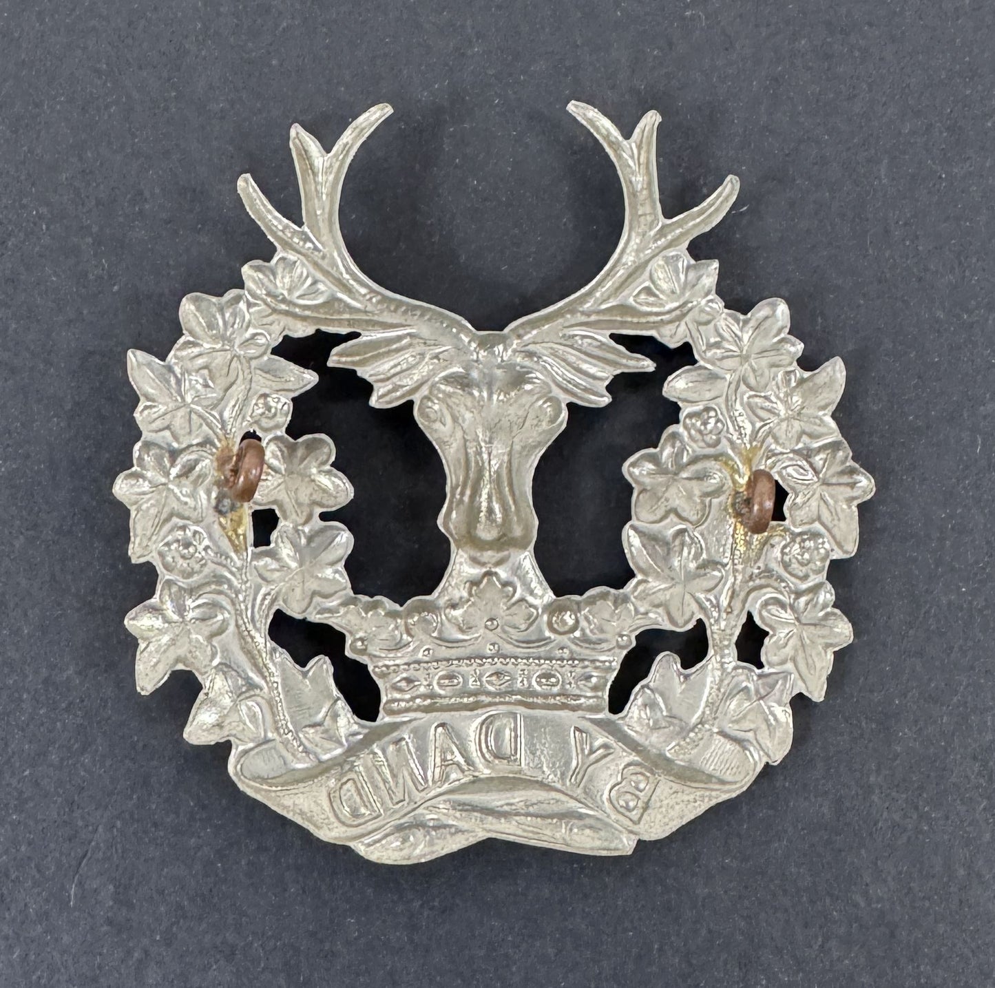 WW2 British Army Gordon Highlanders Cap Bonnet Badge