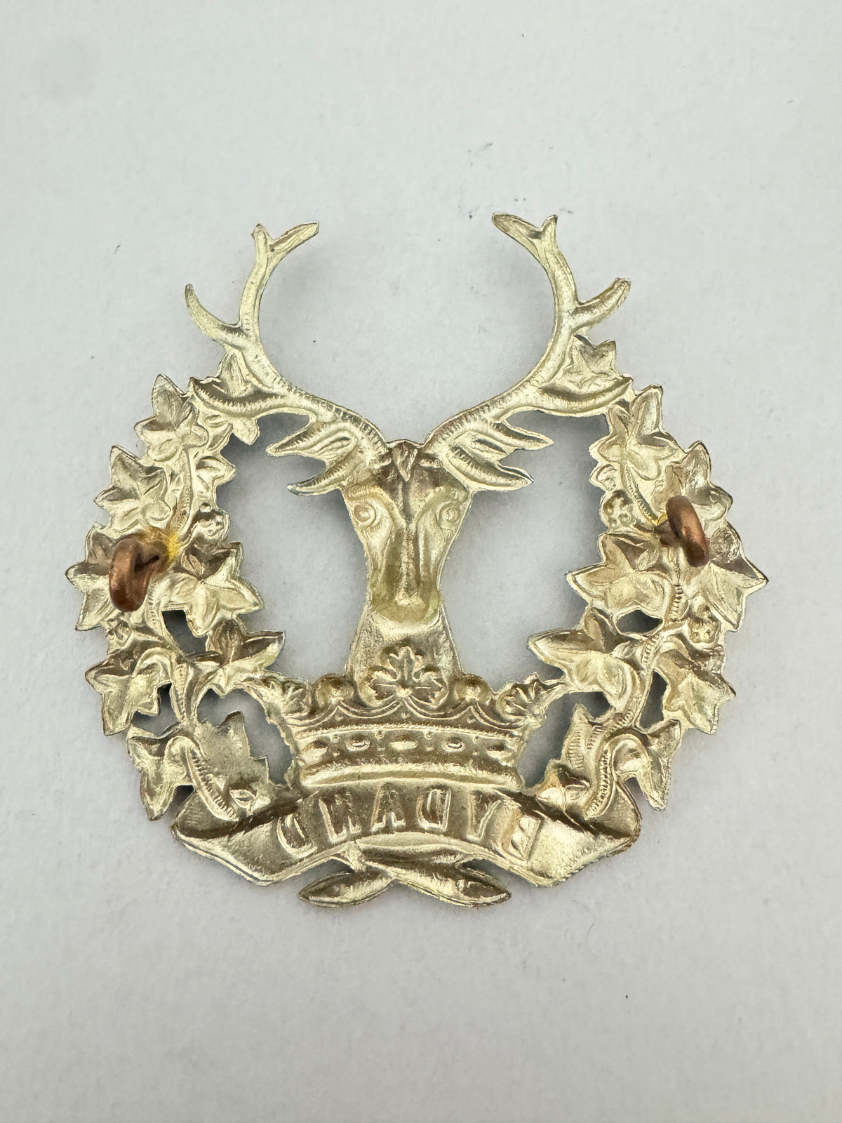 WW2 British Army Gordon Highlanders Glengarry Cap Badge