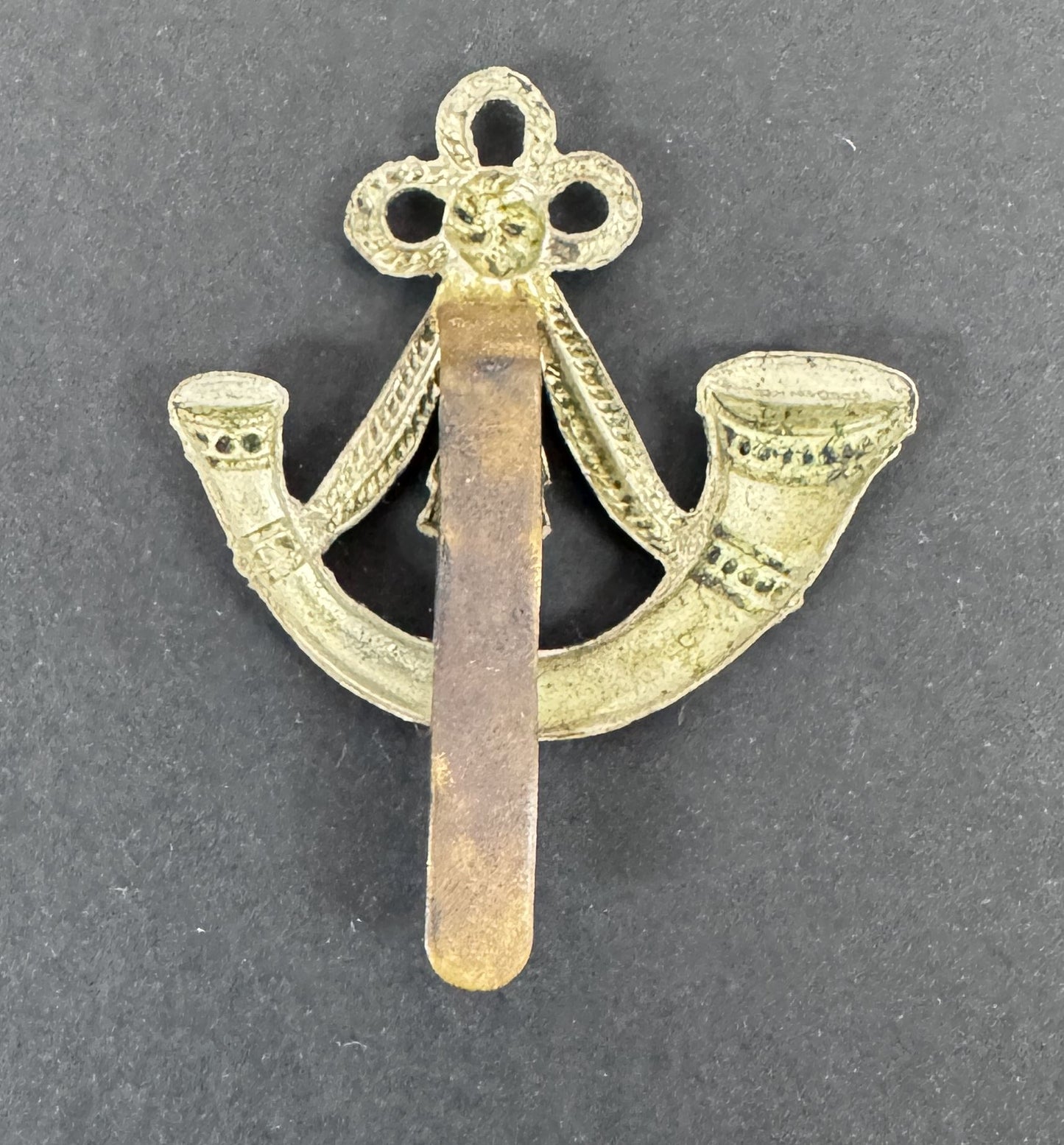 WW2 British Army Oxfordshire & Buckinghamshire Light Infantry Cap Badge