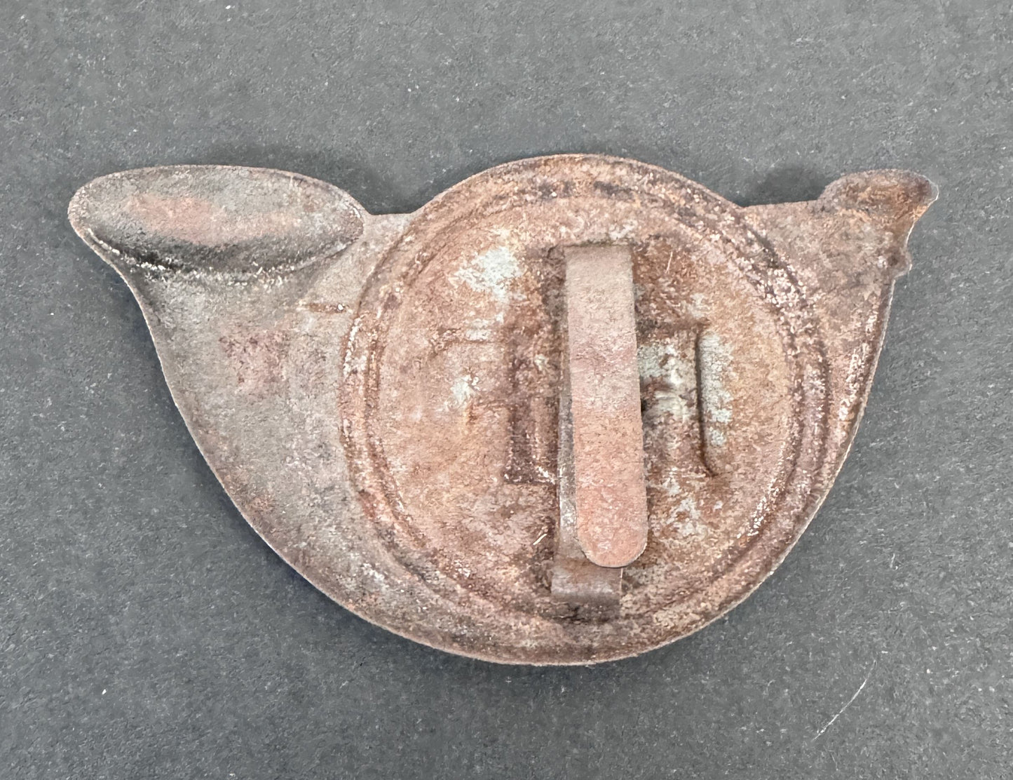 WW1 French Army Mountain Troops Chausseurs Adrian Helmet Badge