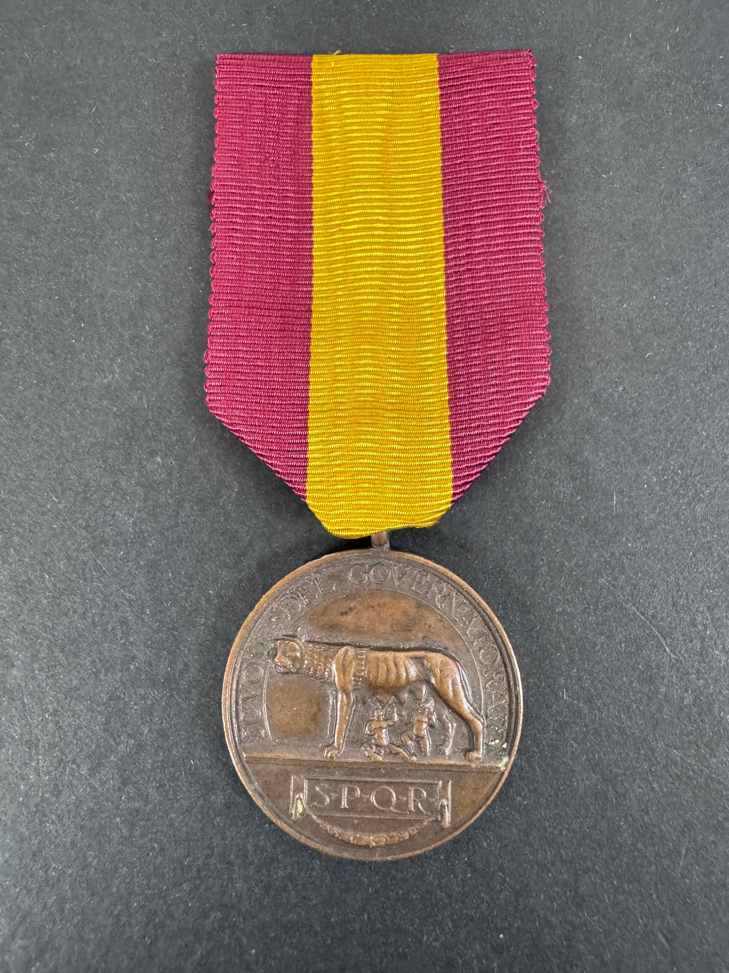 Italy Roma Merit Medal - Al Merito Scoula Del Governatorato SPQR Anno V