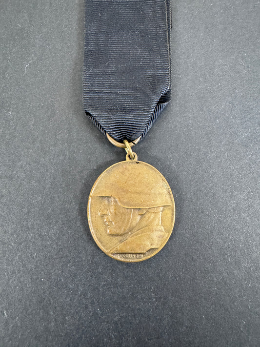 WW1 Swiss National Soldier Relief Donation Medal 1918