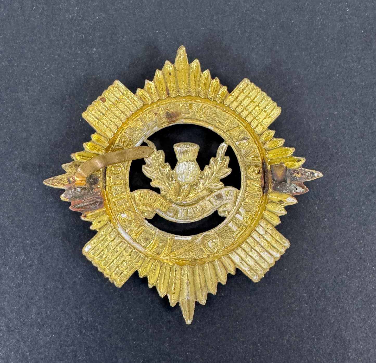 WW2 South African 8th Infantry Transvaal Scottish Glengarry Cap Badge – An original other ranks Glengarry cap badge of the...