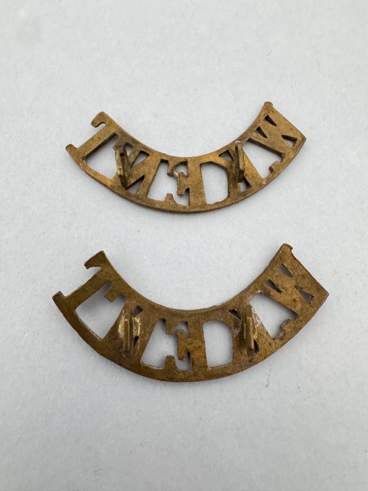 WW1 British Army West Kent Yeomanry Shoulder Titles (Pairs)