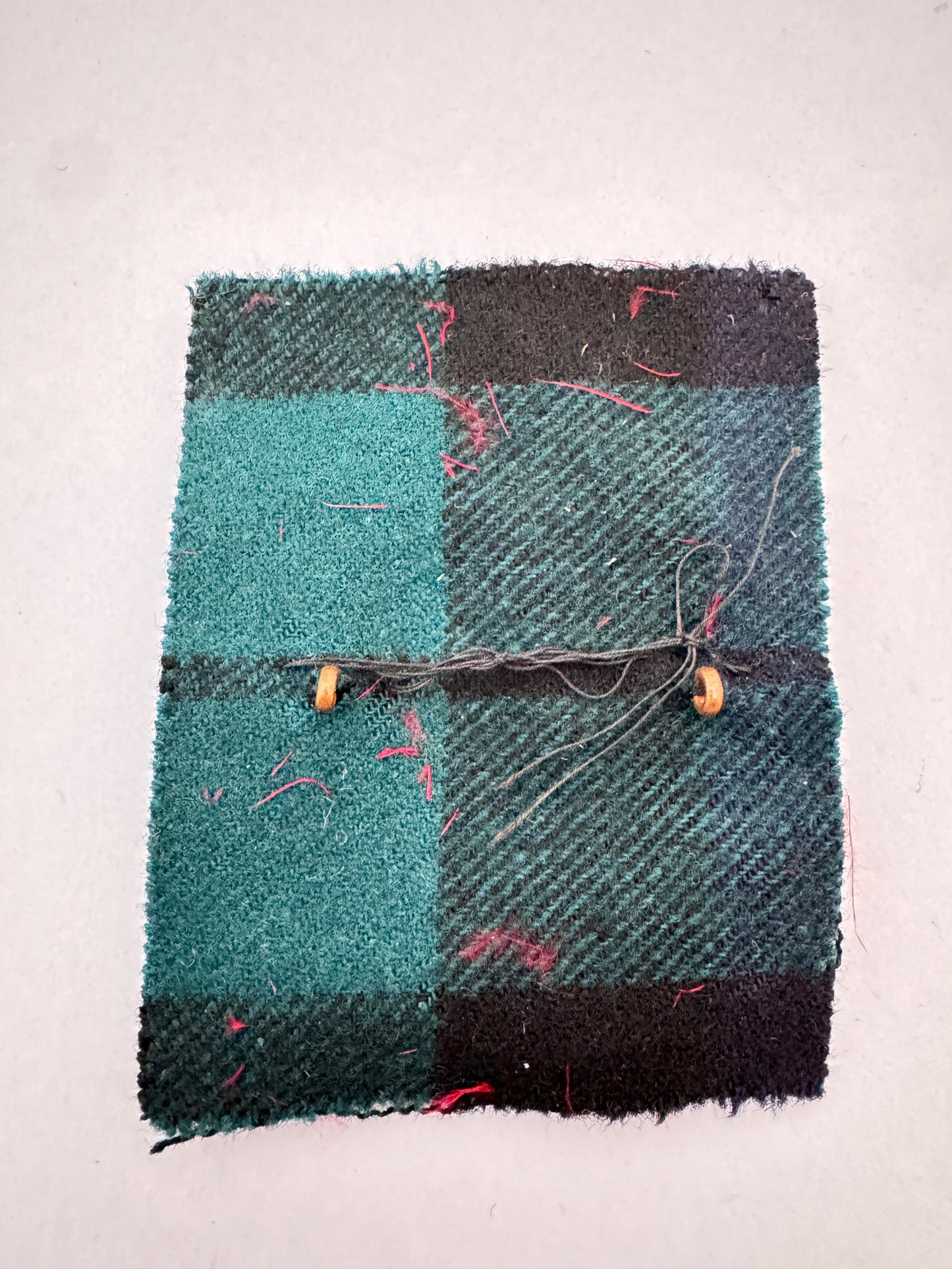 WW2 British Argyll & Sutherland Highlanders Glengarry Cap Badge & Tartan