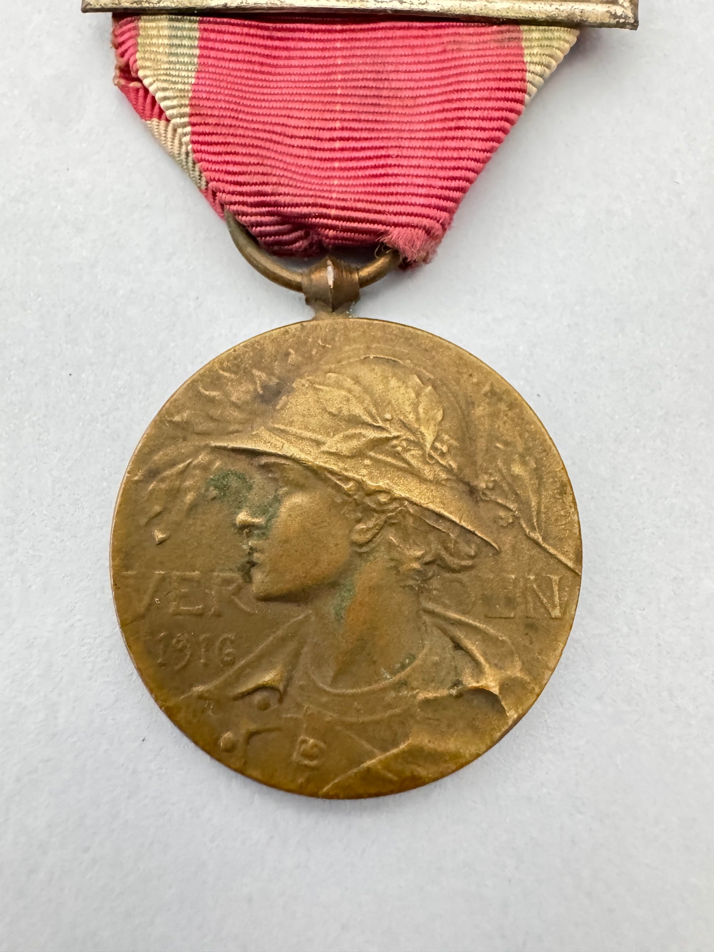 WW1 French Prud'homme Verdun Commemorative War Medal – An original French Verdun commemorative medal. The scarce Prud'homm...