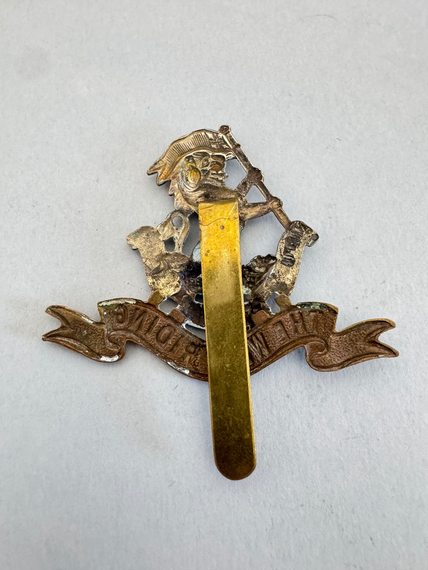 WW2 British Army Duke of Wellington's West Riding Regiment Cap Badge