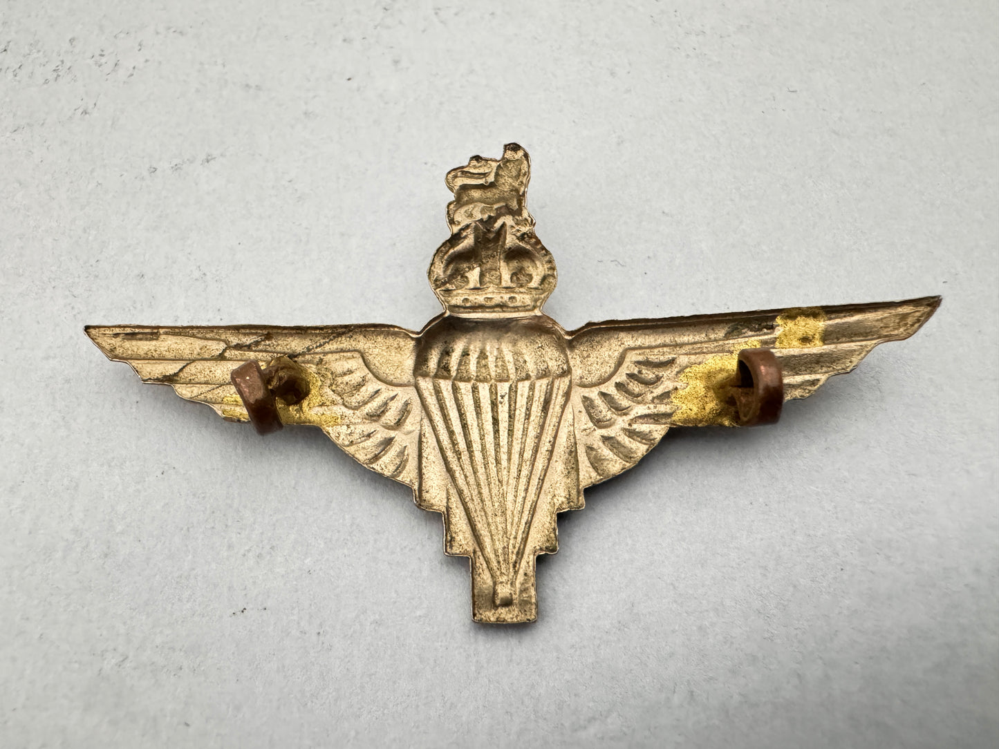 WW2 British Army Parachute Regiment Cap Badge