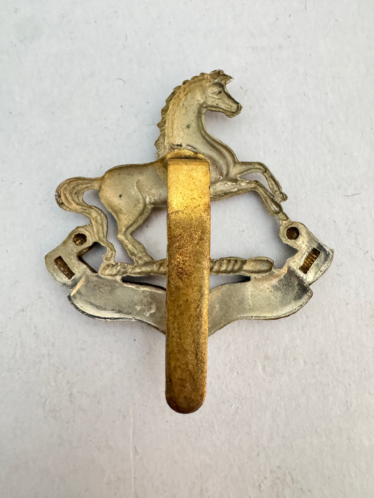 WW2 British Army King's Liverpool Regiment Cap Badge