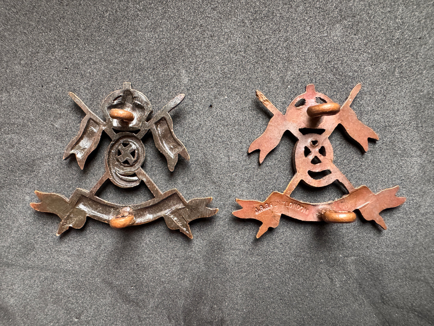 Photo 2 of WW1 British Army 9th Lancers Officer's Uniform Collar Badges - collectible militaria item