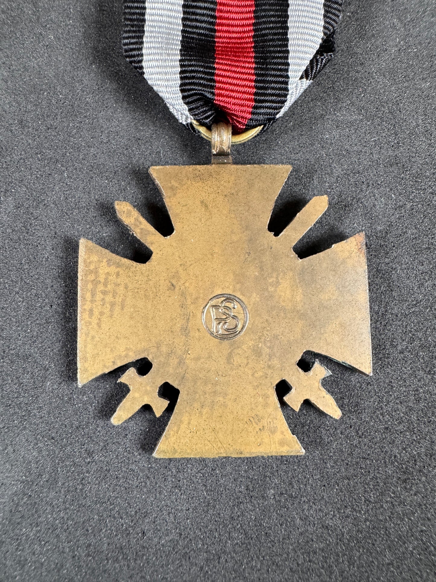 Photo 3 of WW1 German Hindenburg Honour Cross Medal PSL - collectible militaria item