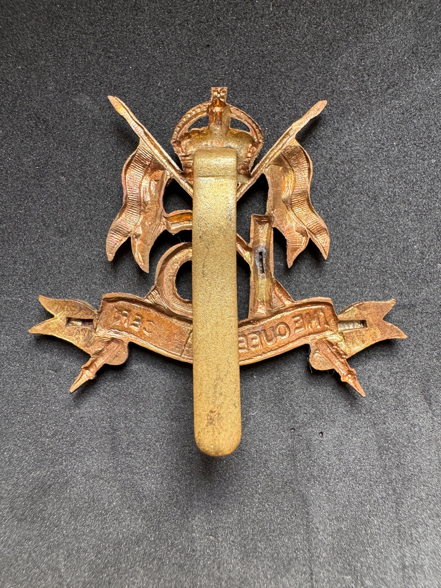 Photo 2 of WW1 British Army 16th Queen’s Lancers Cavalry Cap Badge - collectible militaria item