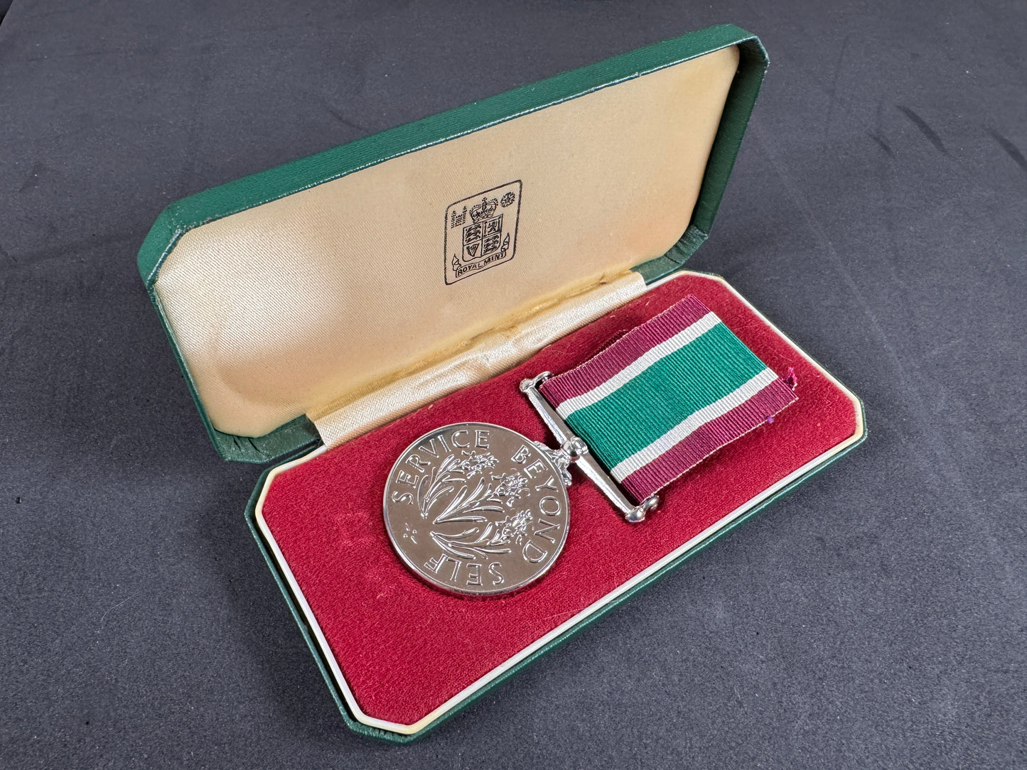 Photo 4 of After WW2 British Women's Voluntary Service Medal in Case - collectible militaria item