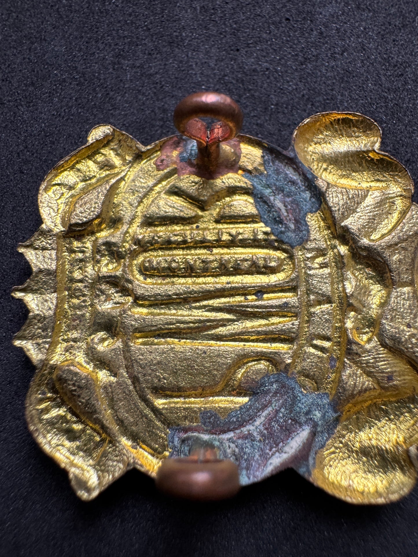 Photo 3 of WW2 Canadian Army Canadian Princess Of Wales Own Rifles Cap Badge PWOR - collectible militaria item