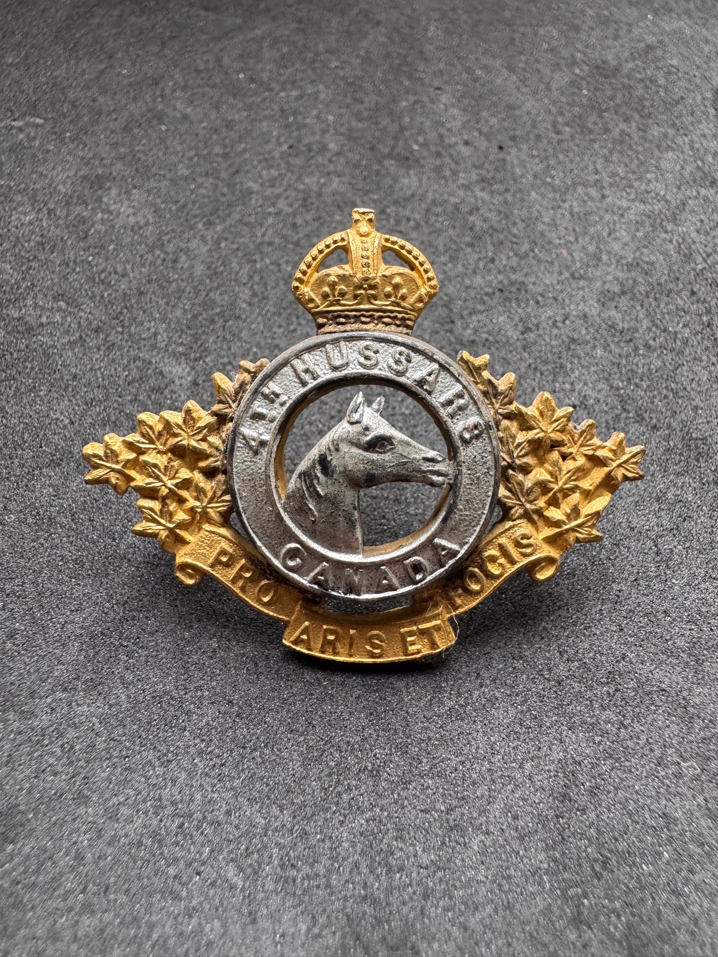 Photo 1 of WW1 Canadian Army 4th Hussars Officer's Uniform Collar Badge - collectible militaria item