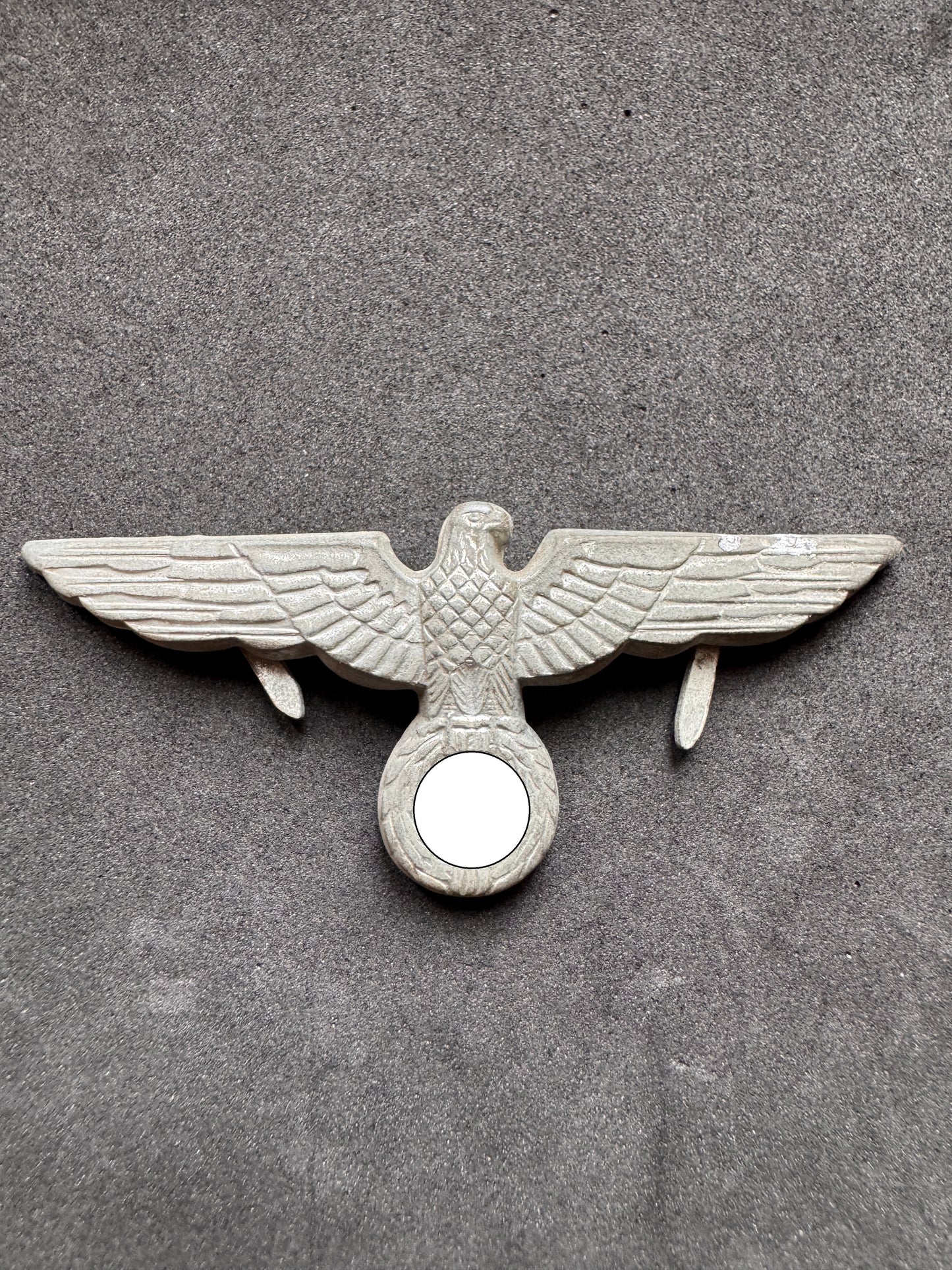 Photo 1 of WW2 German Army M35 Visor Cap Eagle - collectible militaria item