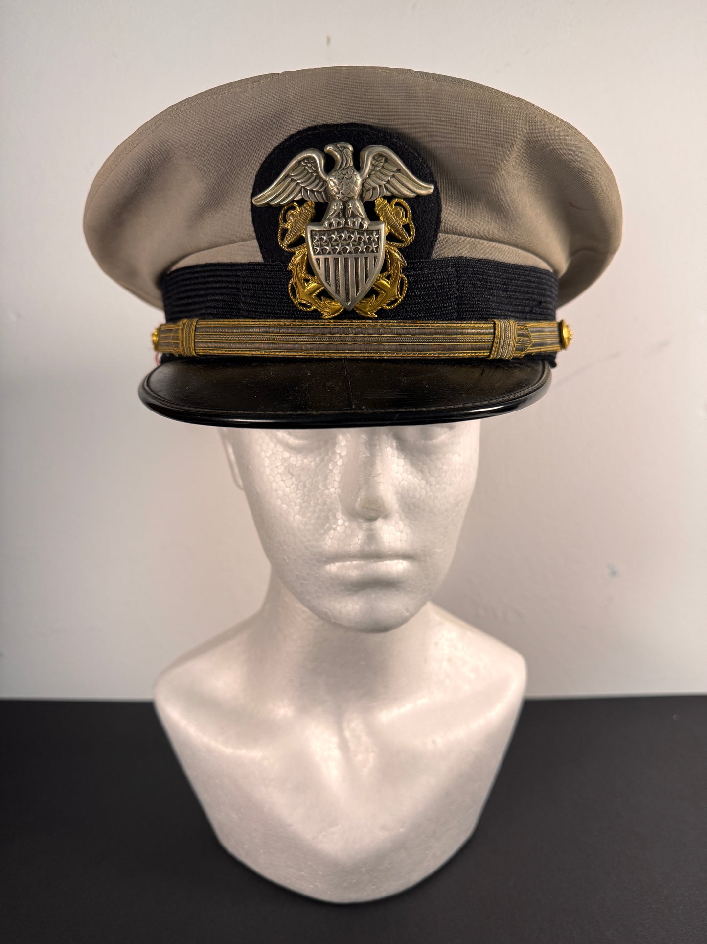 Photo 1 of U.S. Navy Aviator Officer’s Combination Cap - collectible militaria item