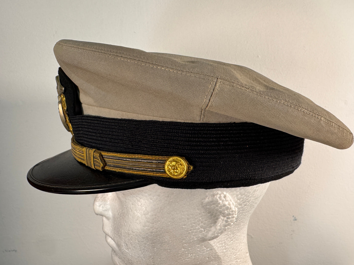 Photo 4 of U.S. Navy Aviator Officer’s Combination Cap - collectible militaria item