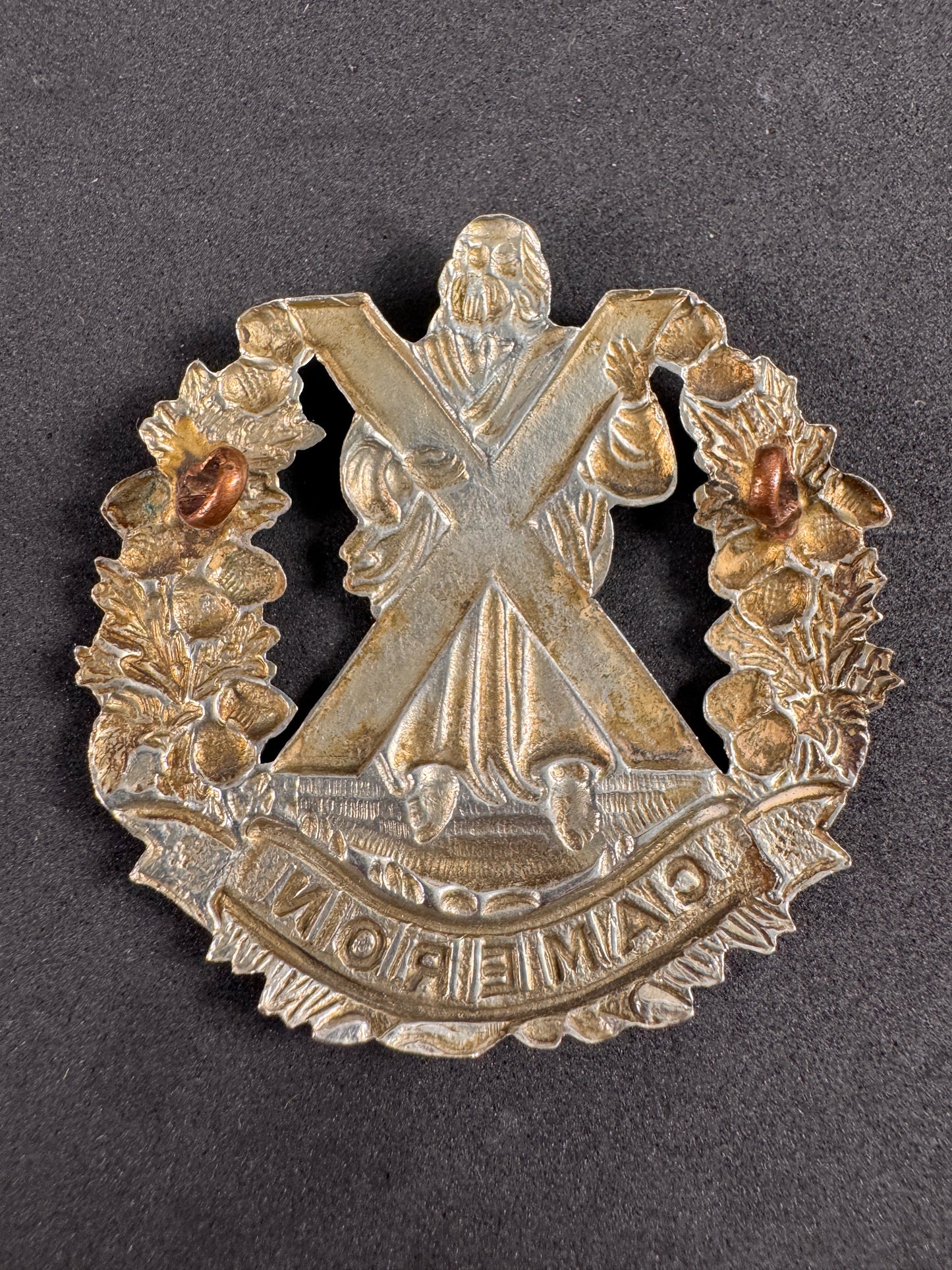 Photo 2 of WW2 British Army Cameron Highlanders Glengarry Cap Badge - collectible militaria item