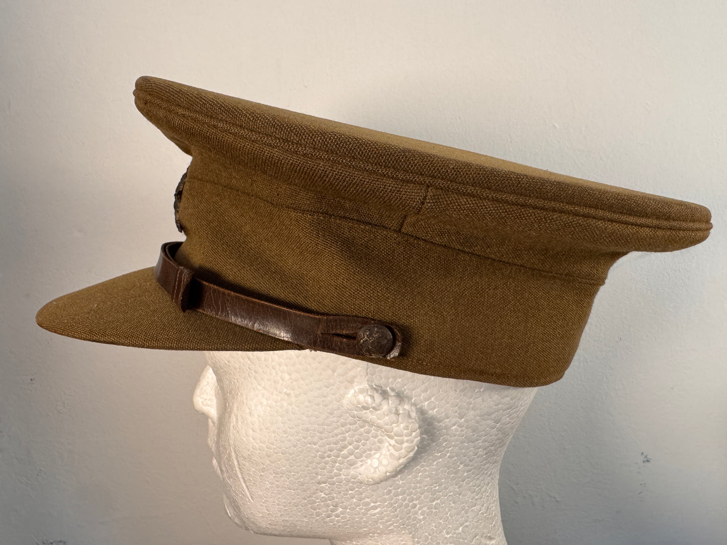 Photo 6 of WWI British Army Officer’s Service Dress Cap - Tress & Co., London - collectible militaria item