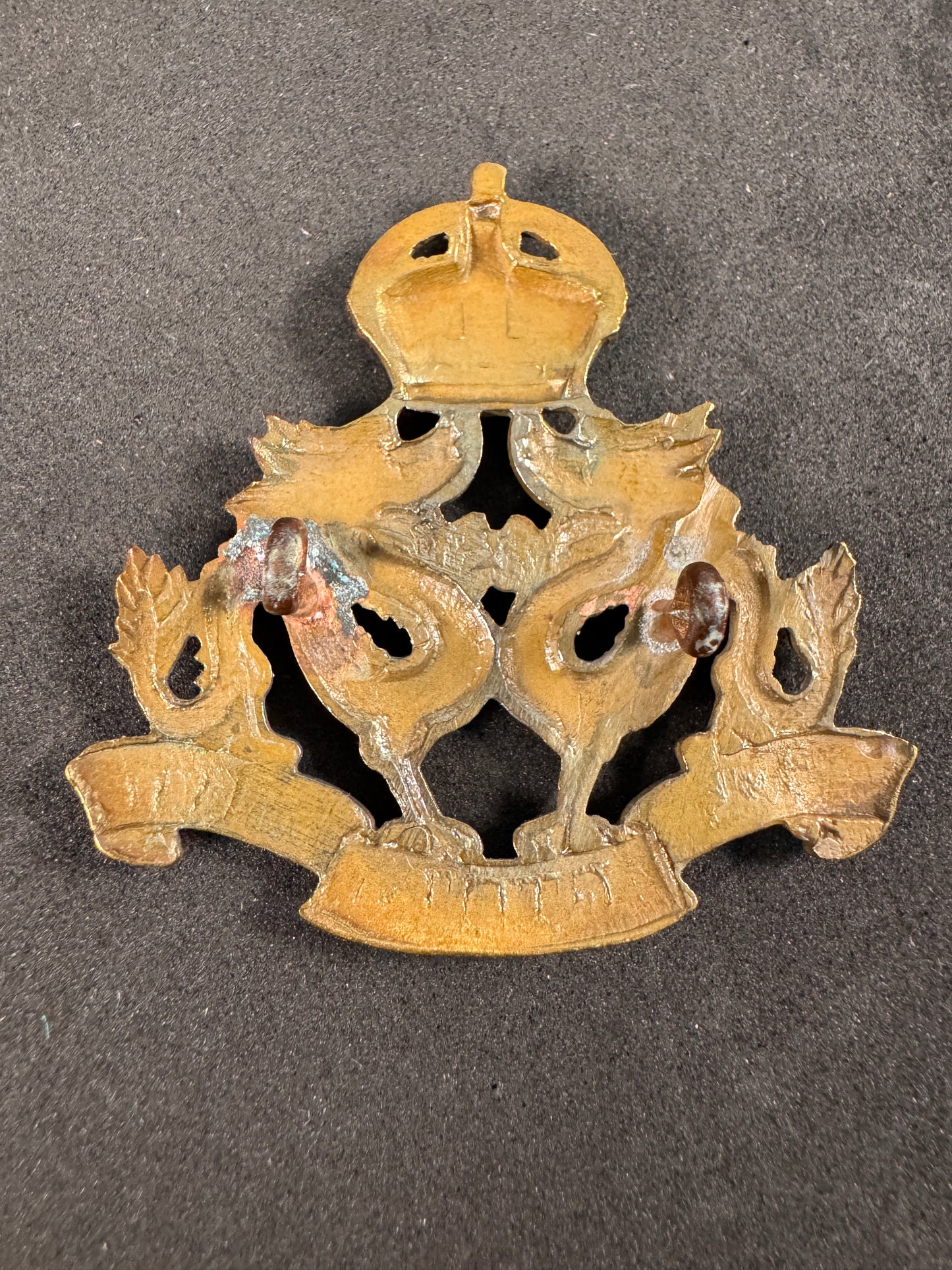 Photo 2 of WW2 British Hong Kong Volunteer Defence Corps Officer's Cap Badge - collectible militaria item