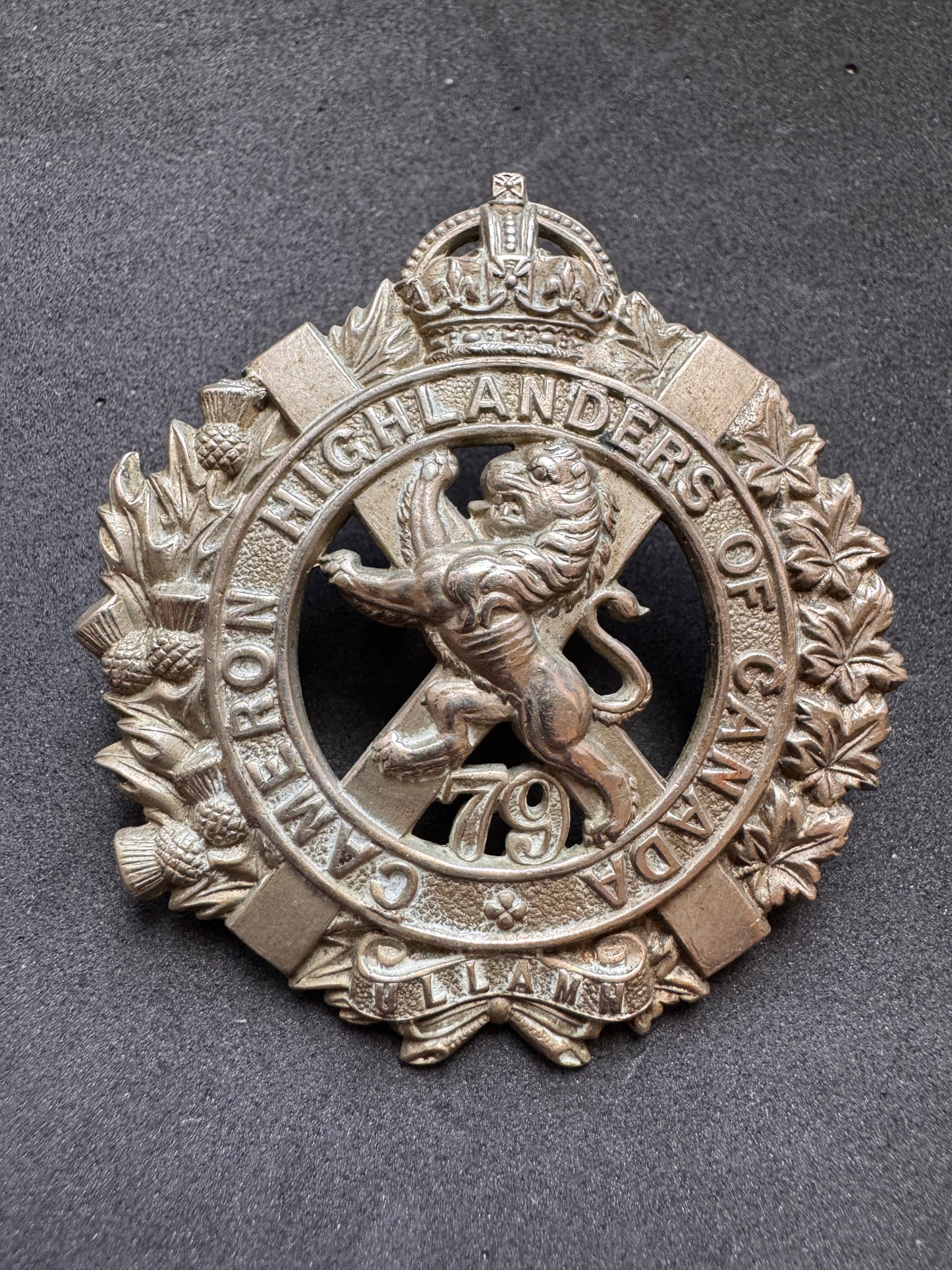 Photo 1 of WW1 79th Battalion Cameron Highlanders of Canada Cap Badge - collectible militaria item