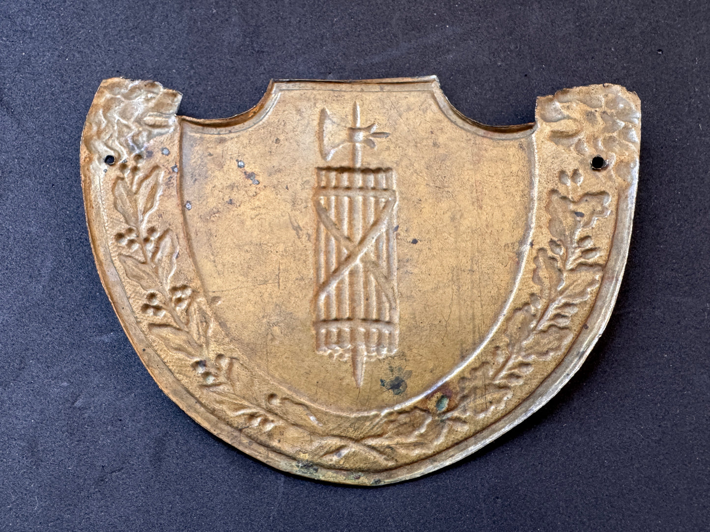 Photo 3 of Italian Fascist-Era Brass Gorget Plate - collectible militaria item