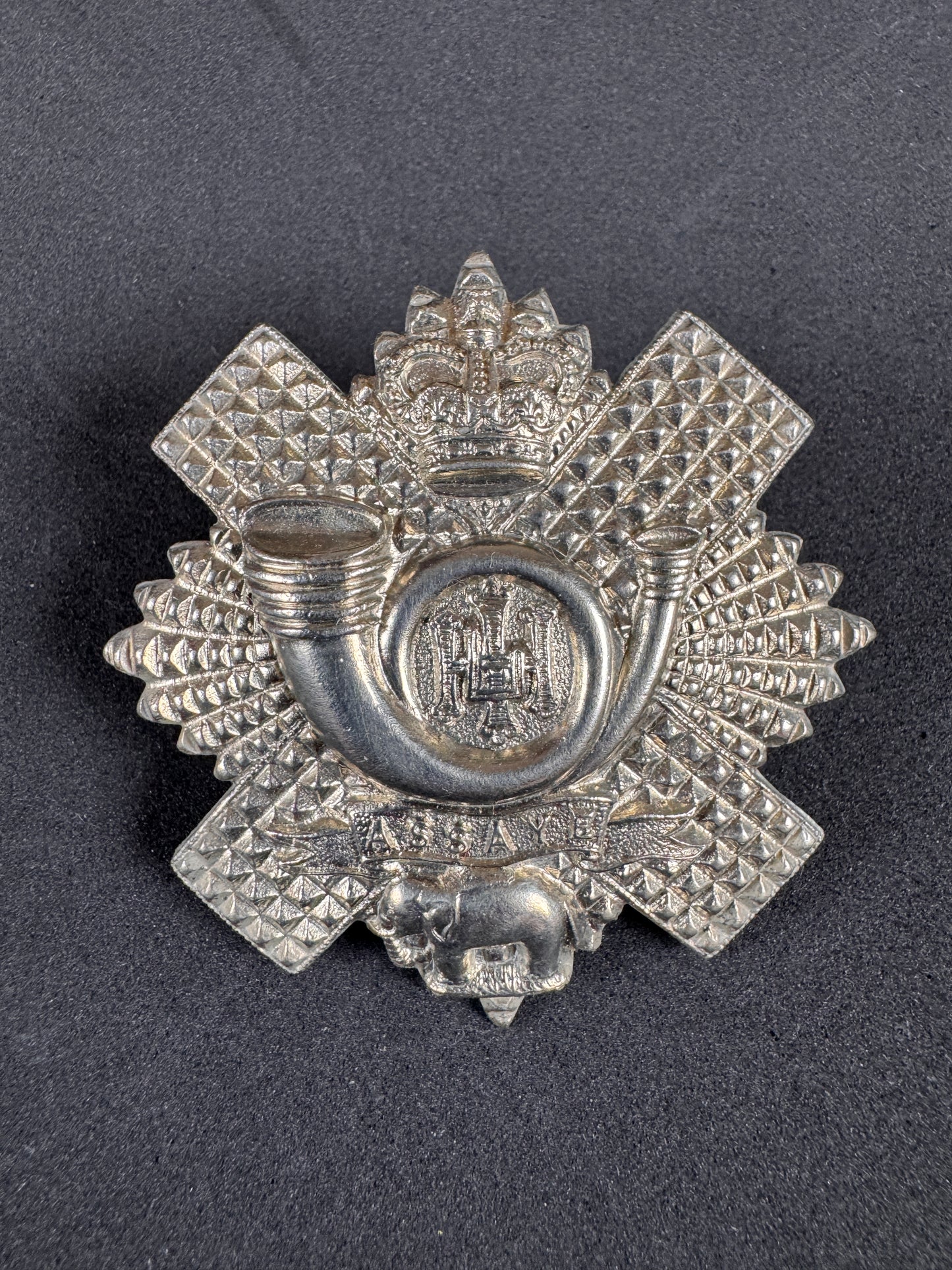Photo 1 of After WW2 British Army Highland Light Infantry Cap Badge HLI - collectible militaria item