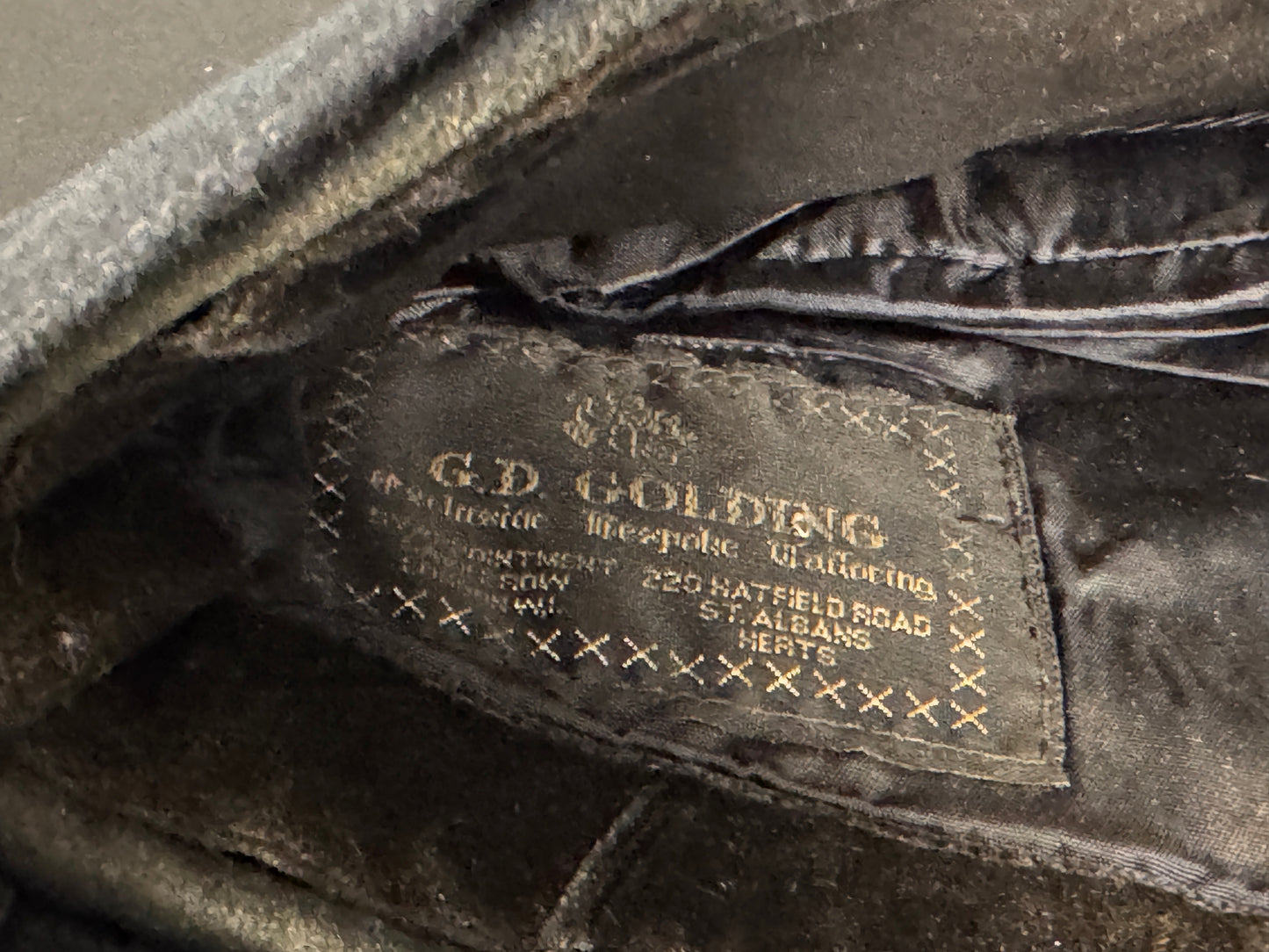 Photo 6 of After WW2 Royal Army Veterinary Corps (RAVC) Officer's Side Cap - collectible militaria item