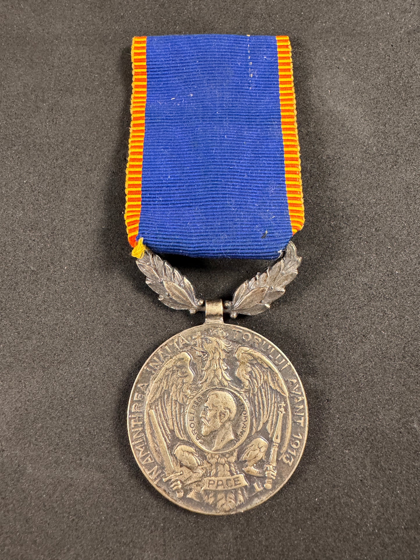 Photo 1 of Romania - 1913 Balkan War Commemorative Medal (King Carol I) - collectible militaria item