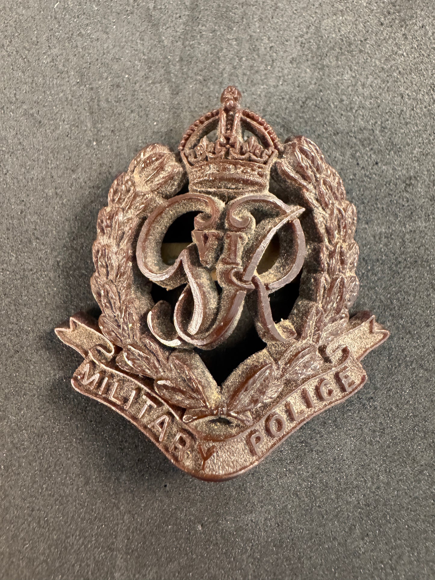 Photo 1 of WW2 British Army Military Police (MP) War Economy Cap Badge - collectible militaria item