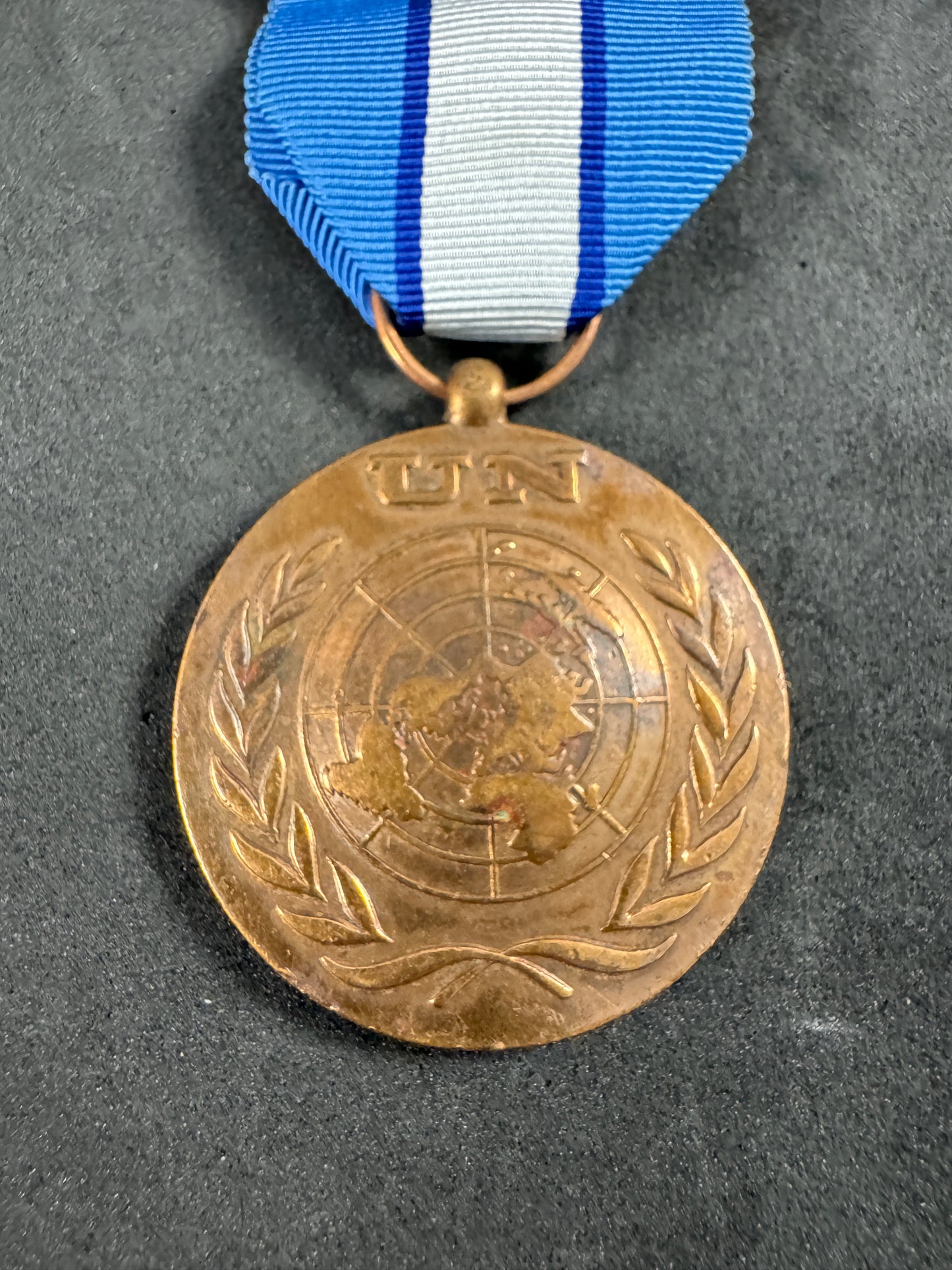 Photo 2 of United Nations UNFICYP Cyprus Medal British Issue - collectible militaria item