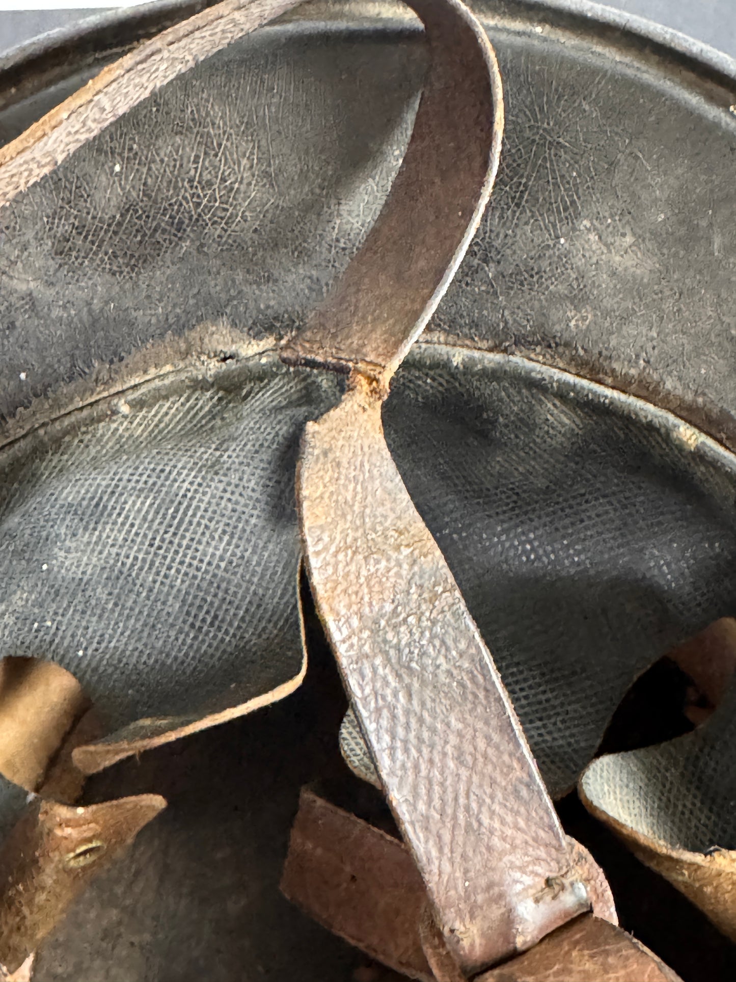 Photo 10 of Antique 19th Century Swiss Infantry Shako - 21st Infantry Regiment - collectible militaria item