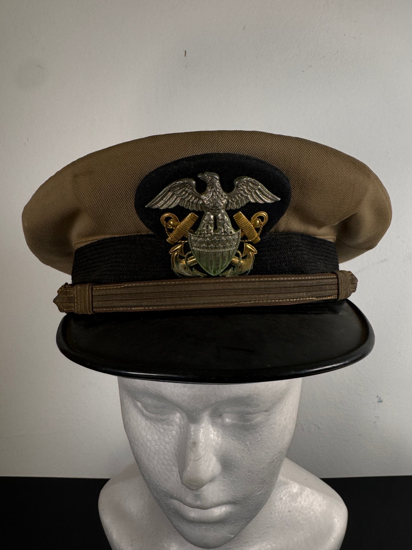 Photo 2 of WWII U.S. Navy Officer’s Khaki Combination Cap - Named - collectible militaria item