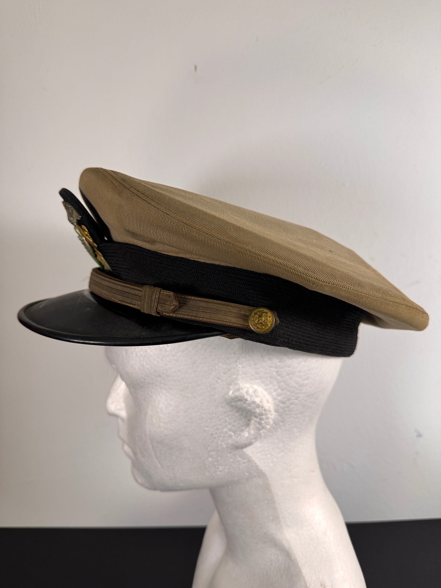 Photo 4 of WWII U.S. Navy Officer’s Khaki Combination Cap - Named - collectible militaria item