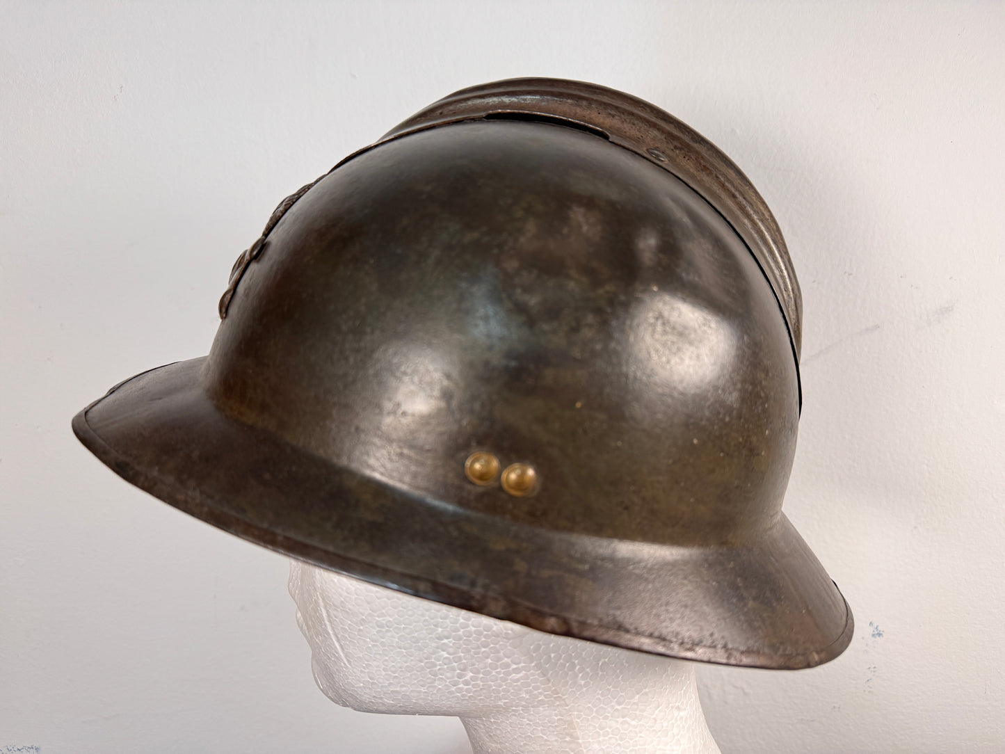 Photo 4 of WW2 French Army Artillery M1926 Adrian Combat Helmet - collectible militaria item