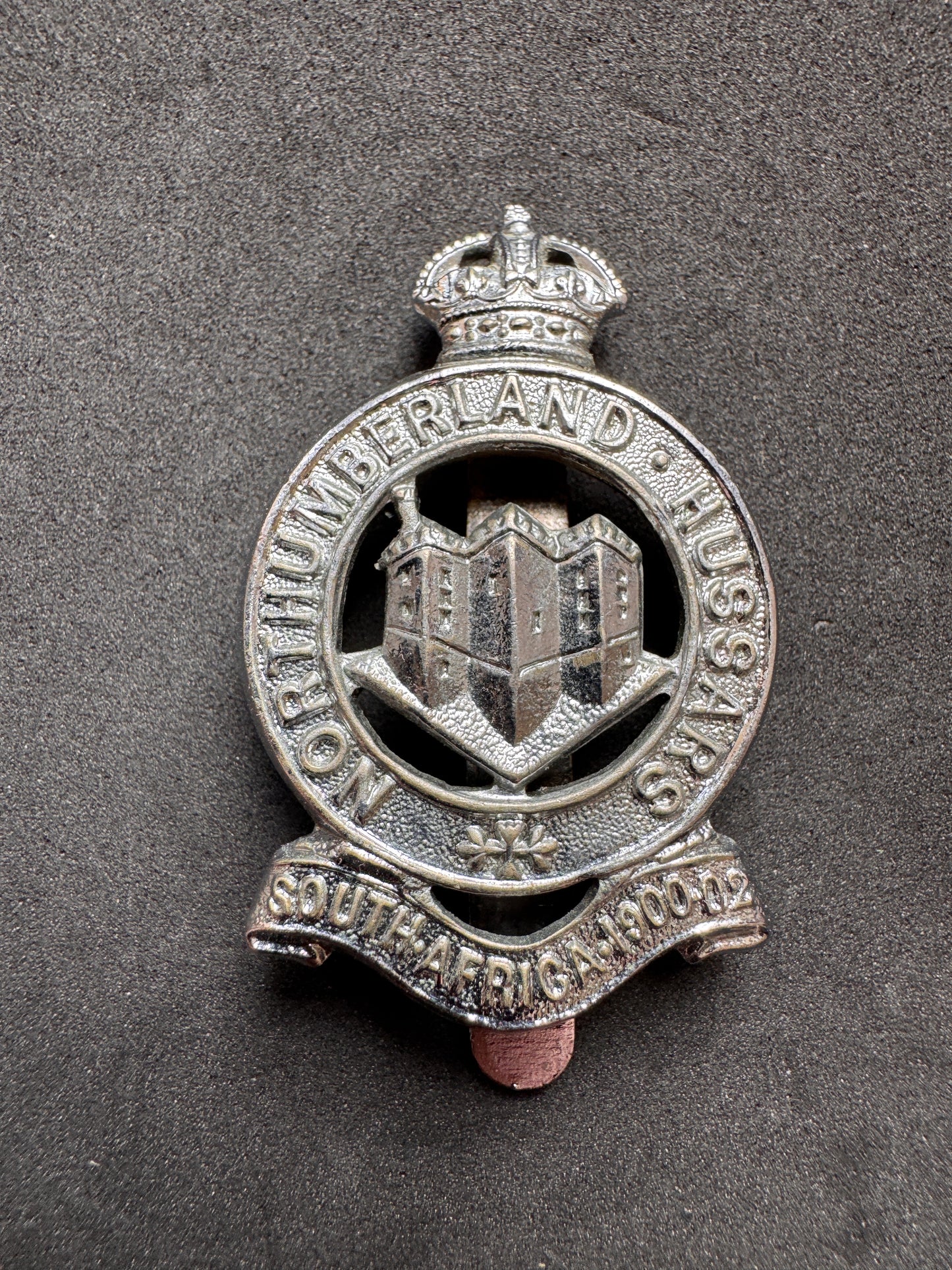 Photo 1 of After WW2 British Army Northumberland Hussars cap badge GAUNT - collectible militaria item