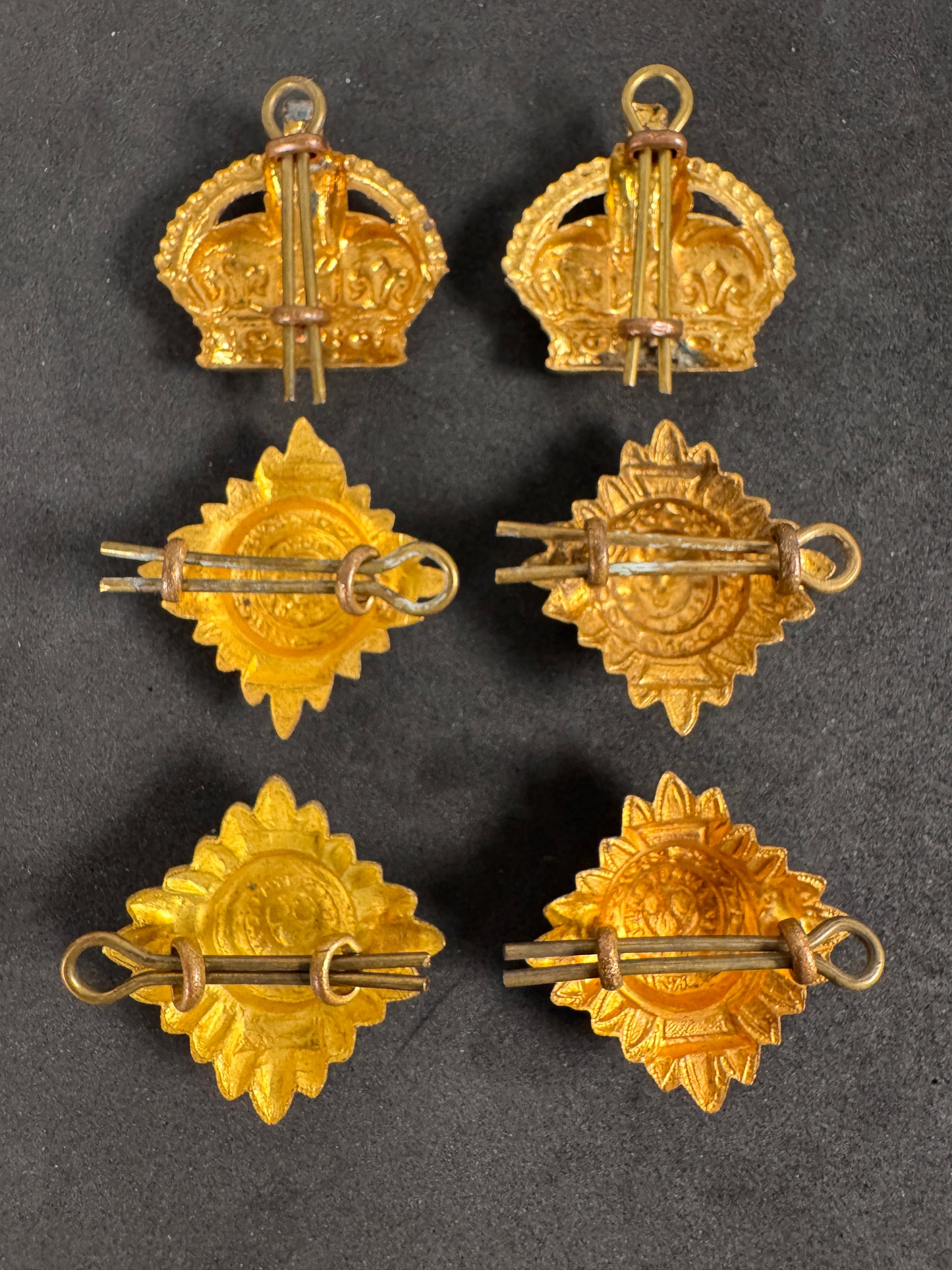 Photo 2 of WW2 British Army Colonel Shoulder Board Rank Crown & Star Badges - collectible militaria item