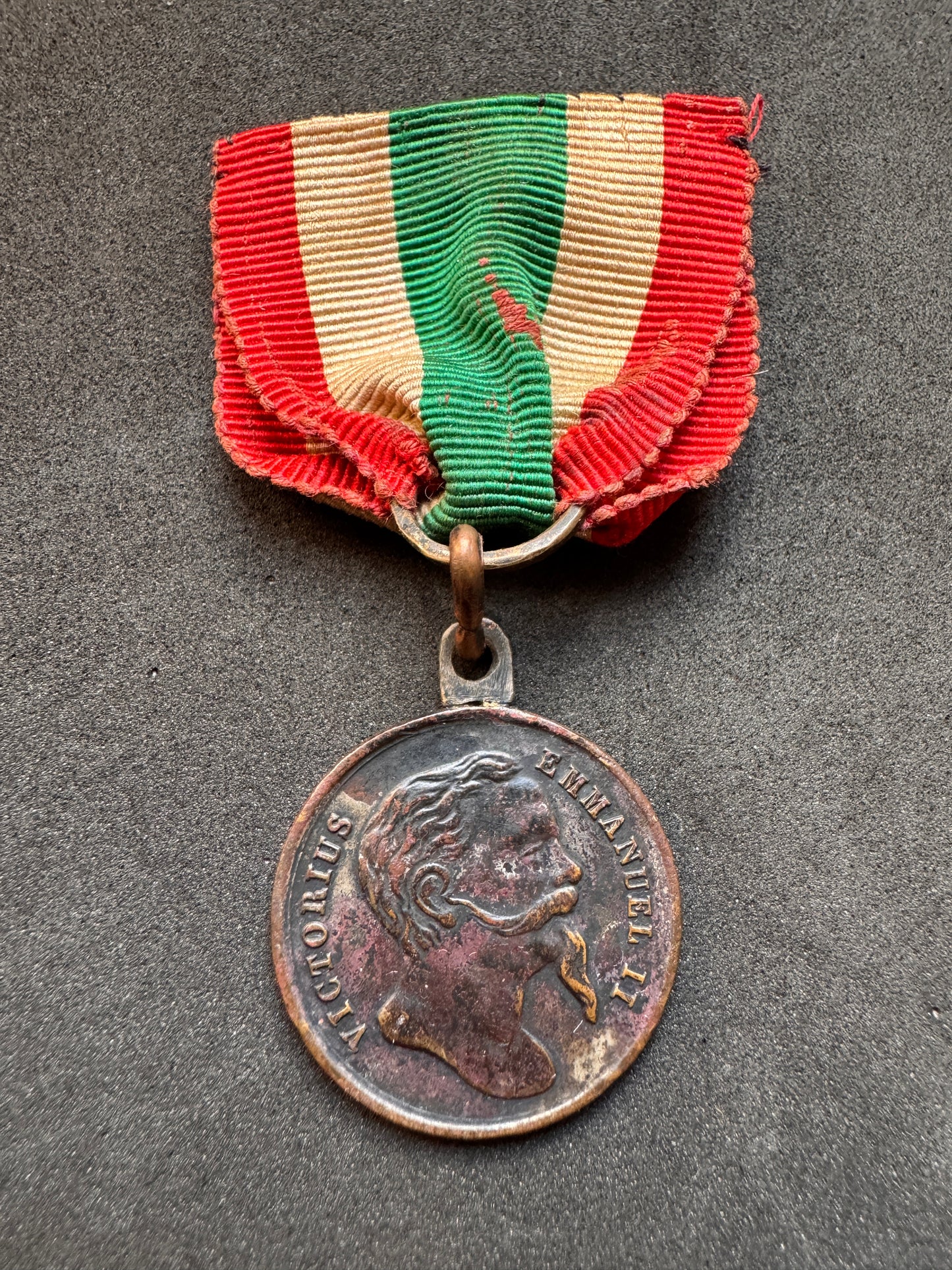 Photo 1 of Italian Independence Wars 1859 Victorious Emmanuel II Medal - collectible militaria item